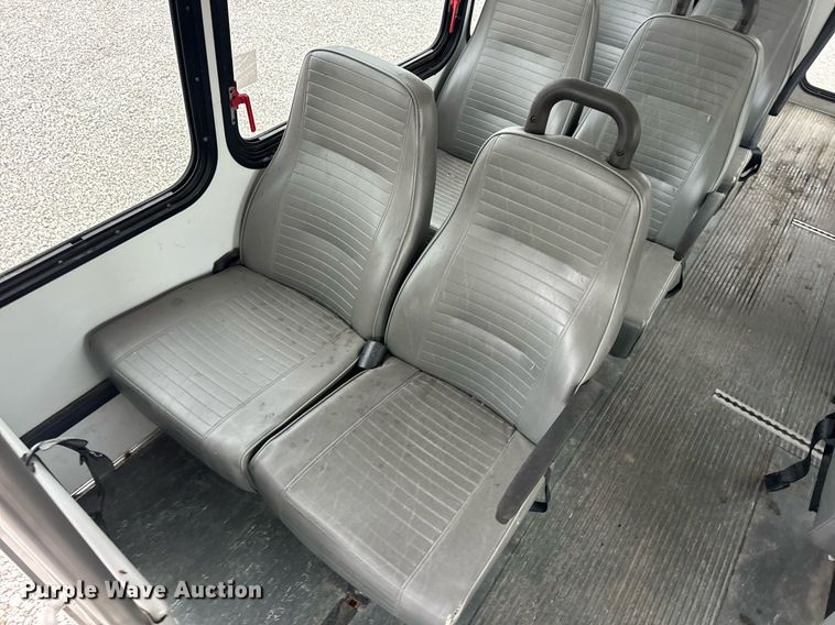 image for item EN4532 2011 Ford E450 Super Duty shuttle bus