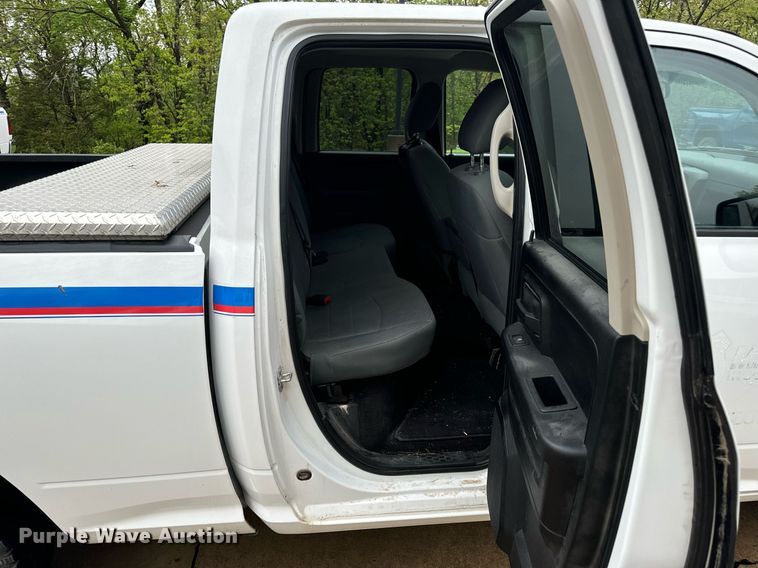 image for item EN4535 2017 Dodge Ram 1500 Quad Cab pickup truck