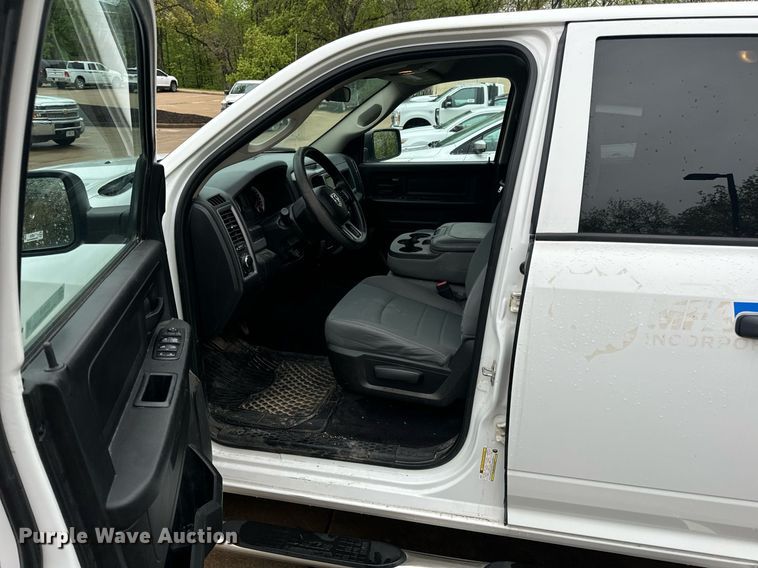 image for item EN4536 2017 Dodge Ram 1500 Quad Cab pickup truck