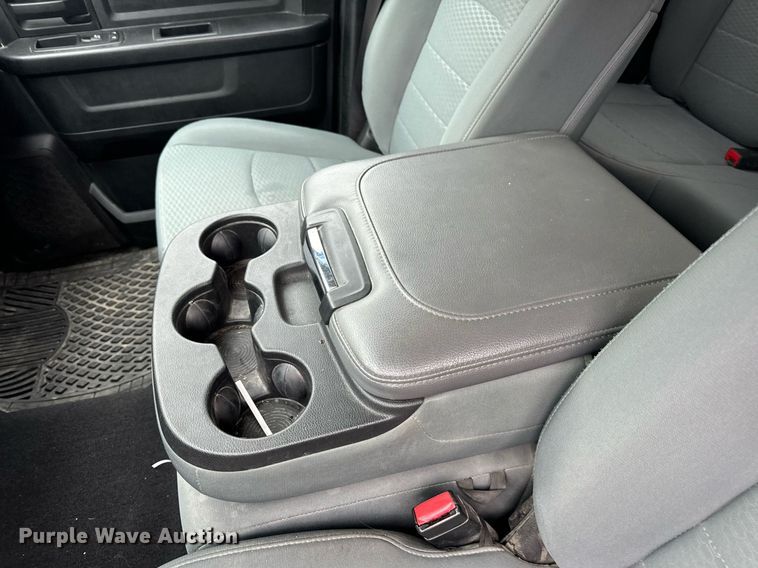 image for item EN4536 2017 Dodge Ram 1500 Quad Cab pickup truck