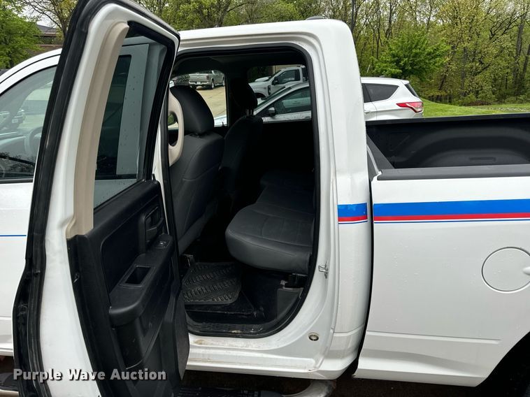 image for item EN4536 2017 Dodge Ram 1500 Quad Cab pickup truck