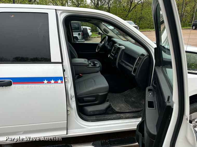 image for item EN4536 2017 Dodge Ram 1500 Quad Cab pickup truck