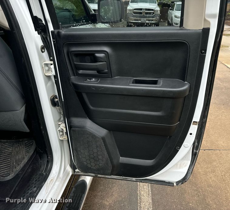 image for item EN4536 2017 Dodge Ram 1500 Quad Cab pickup truck