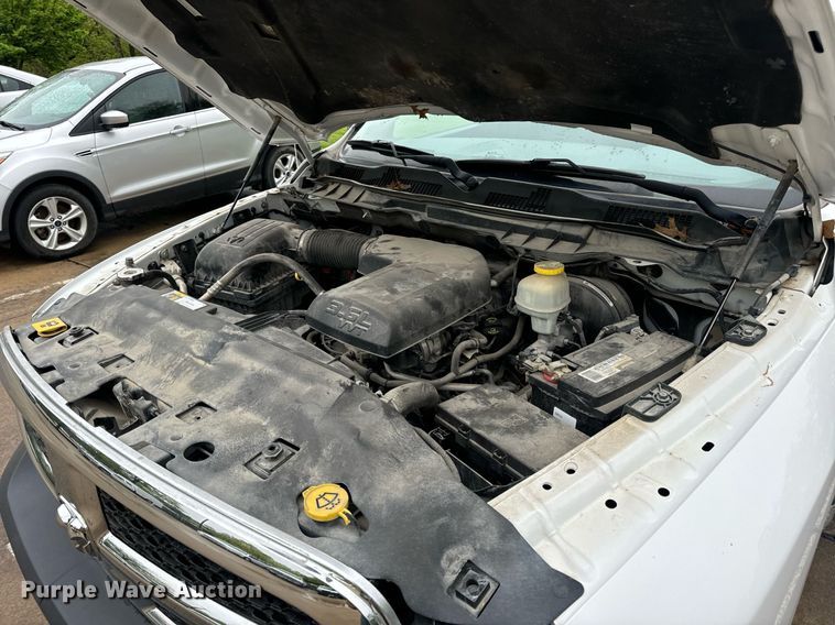 image for item EN4536 2017 Dodge Ram 1500 Quad Cab pickup truck