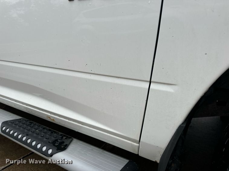 image for item EN4537 2015 Dodge Ram 1500 Crew Cab pickup truck