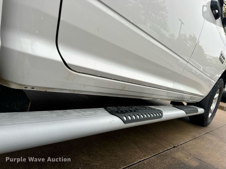 image for item EN4537 2015 Dodge Ram 1500 Crew Cab pickup truck