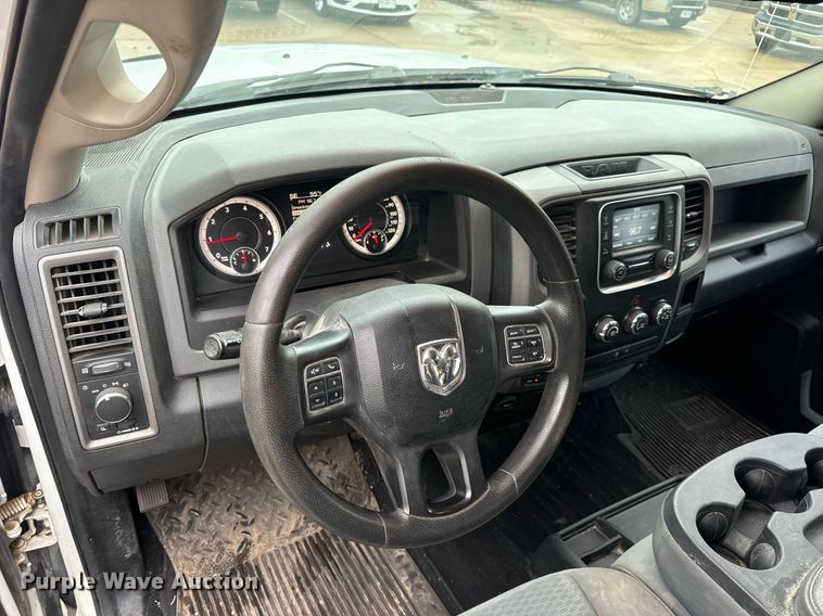 image for item EN4537 2015 Dodge Ram 1500 Crew Cab pickup truck