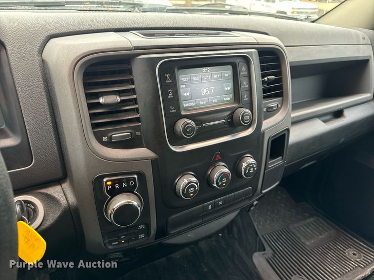 image for item EN4537 2015 Dodge Ram 1500 Crew Cab pickup truck