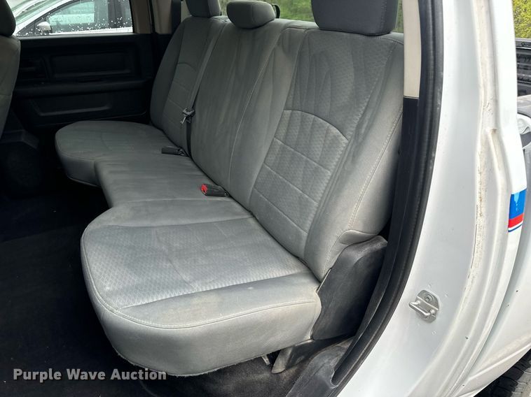 image for item EN4537 2015 Dodge Ram 1500 Crew Cab pickup truck