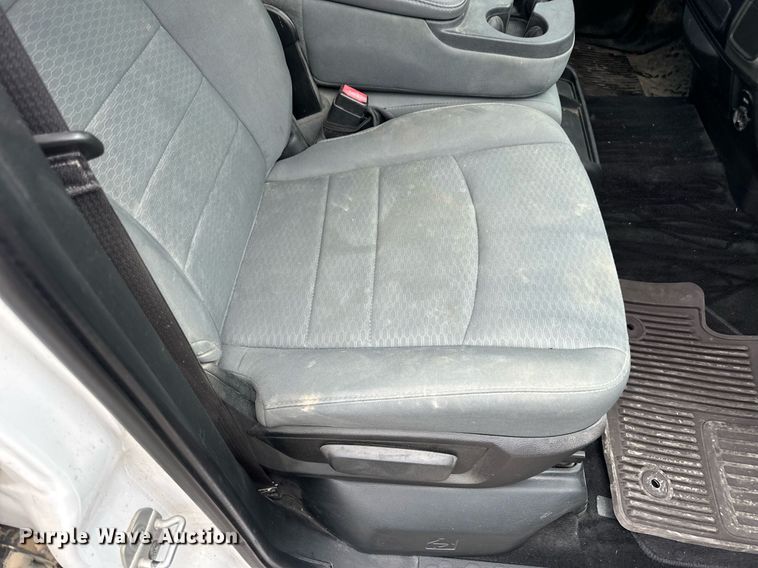 image for item EN4537 2015 Dodge Ram 1500 Crew Cab pickup truck