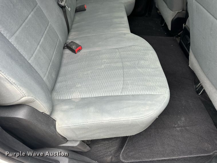 image for item EN4537 2015 Dodge Ram 1500 Crew Cab pickup truck