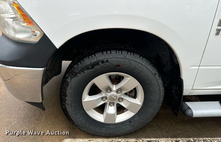 image for item EN4537 2015 Dodge Ram 1500 Crew Cab pickup truck