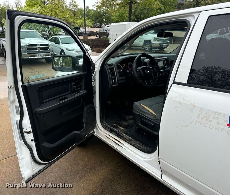 image for item EN4538 2017 Dodge Ram 1500 Quad Cab pickup truck