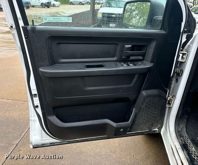 image for item EN4538 2017 Dodge Ram 1500 Quad Cab pickup truck