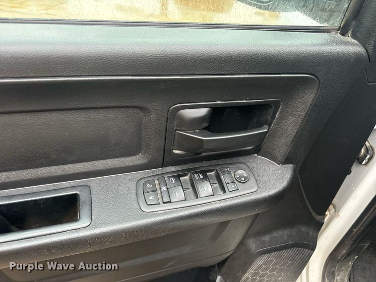 image for item EN4538 2017 Dodge Ram 1500 Quad Cab pickup truck