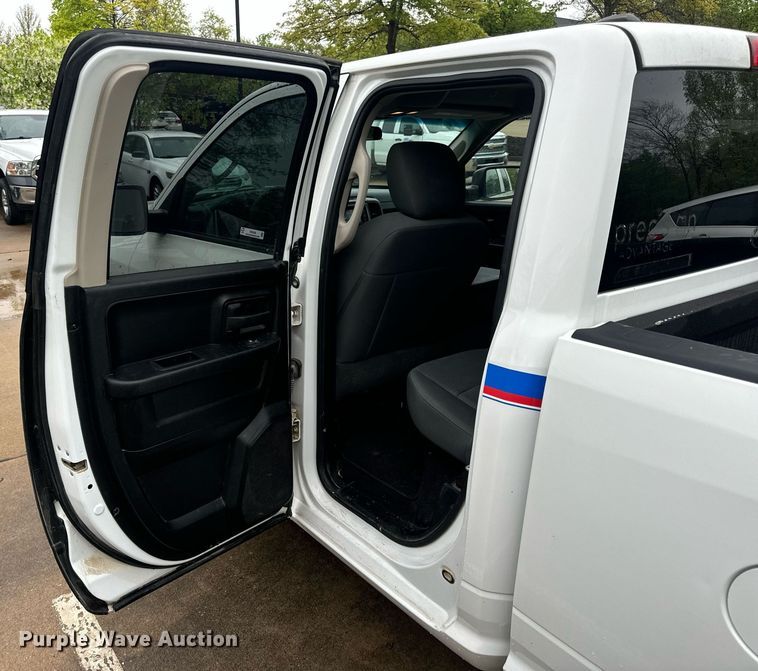 image for item EN4538 2017 Dodge Ram 1500 Quad Cab pickup truck