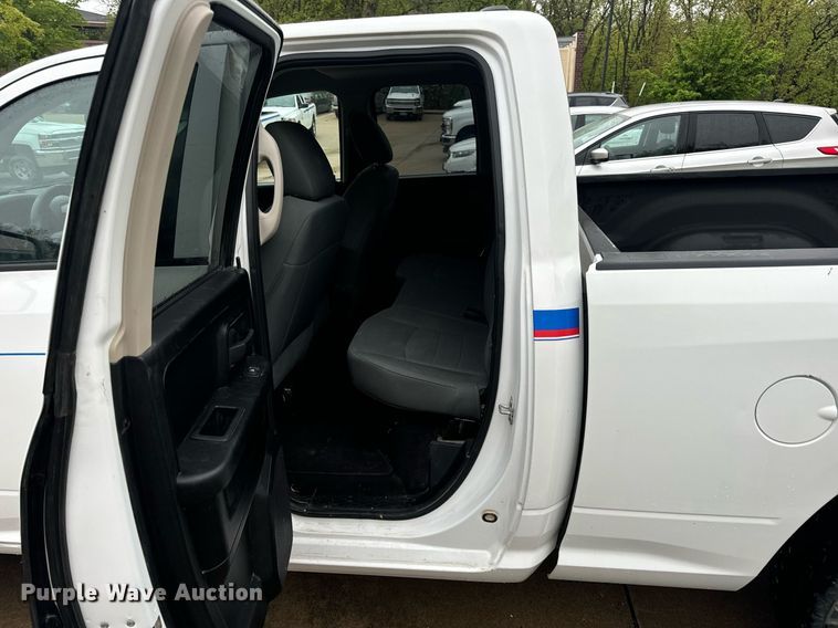 image for item EN4538 2017 Dodge Ram 1500 Quad Cab pickup truck