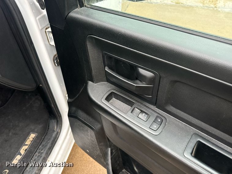 image for item EN4538 2017 Dodge Ram 1500 Quad Cab pickup truck