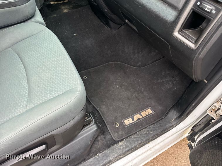 image for item EN4538 2017 Dodge Ram 1500 Quad Cab pickup truck