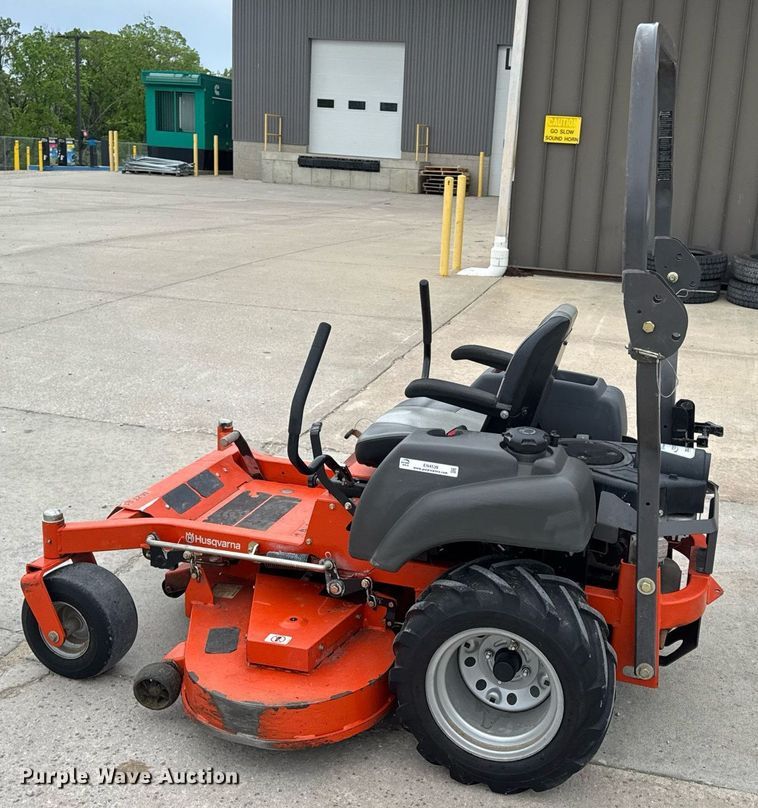 image for item EN4539 Husqvarna M-ZT 61 ZTR lawn mower