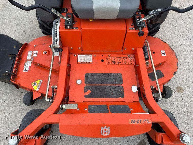 image for item EN4539 Husqvarna M-ZT 61 ZTR lawn mower
