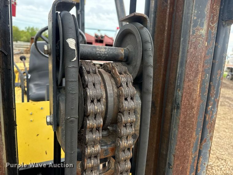 image for item EN5094 1996 Hyster H80XL forklift