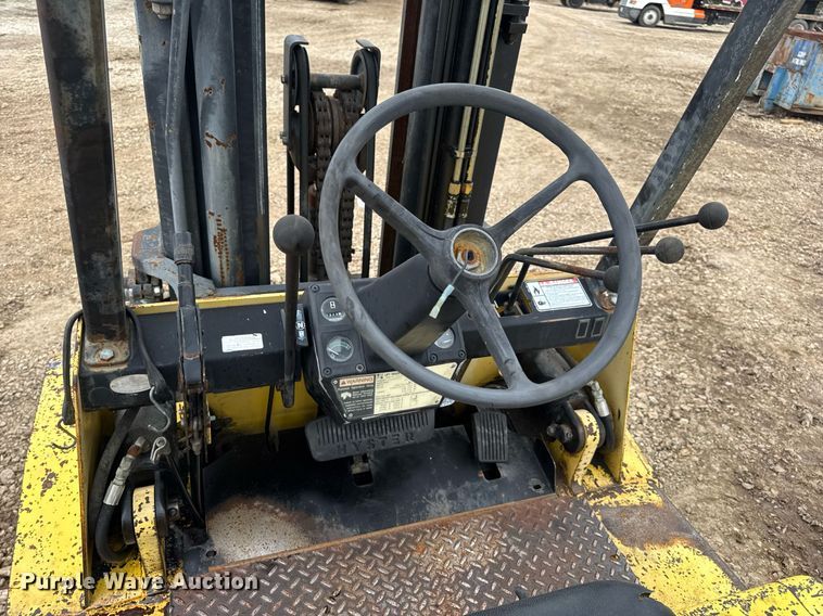 image for item EN5094 1996 Hyster H80XL forklift