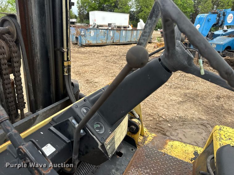 image for item EN5094 1996 Hyster H80XL forklift