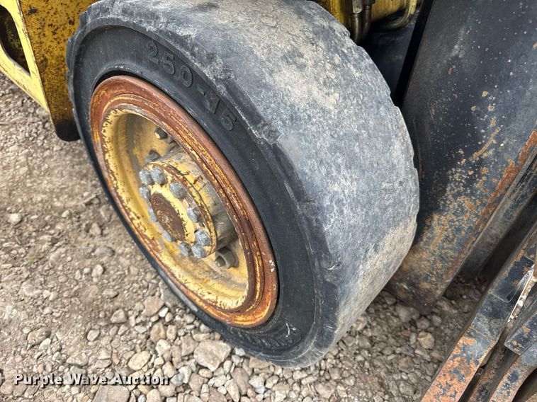 image for item EN5094 1996 Hyster H80XL forklift