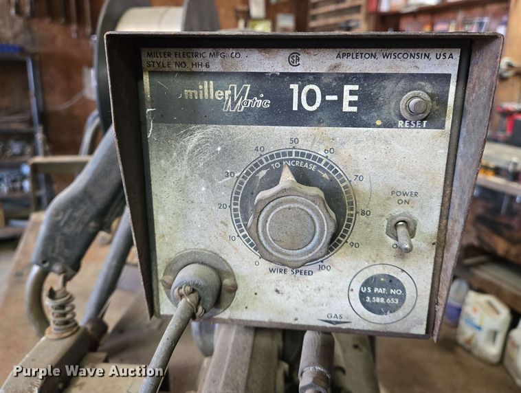 image for item EN8985 Miller SCP-200C welder/generator