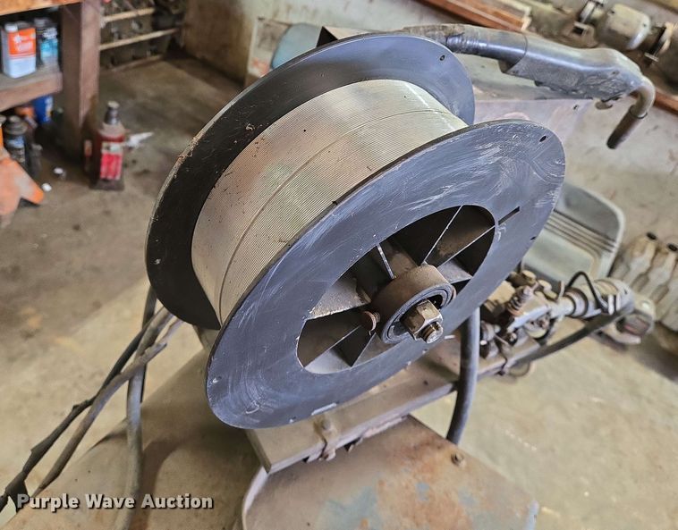 image for item EN8985 Miller SCP-200C welder/generator