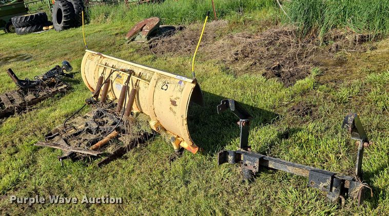 image for item EN8990 Meyer C-8.5 snow plow