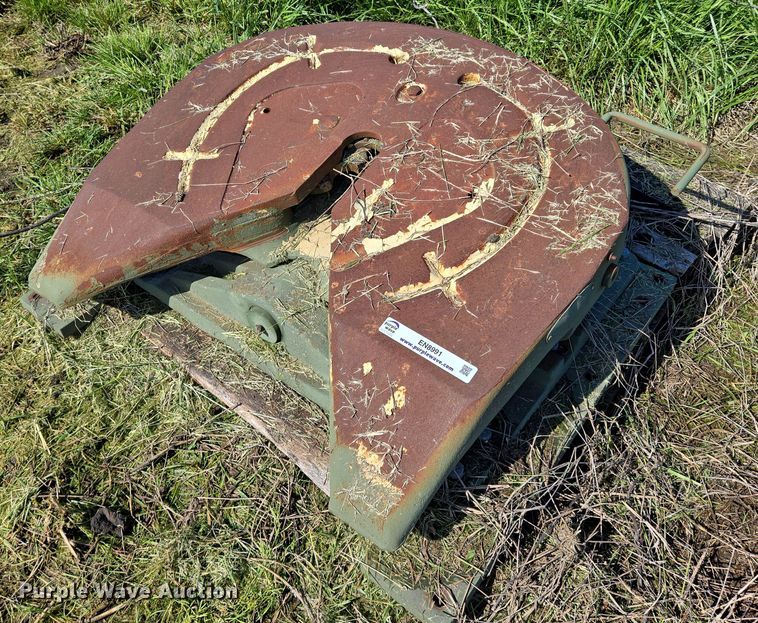 image for item EN8991 Fixed fifth wheel plate