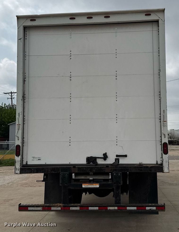 image for item EQ1423 2017 International 4300 box truck