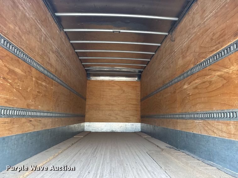 image for item EQ1423 2017 International 4300 box truck