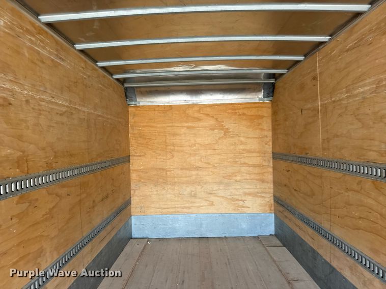 image for item EQ1423 2017 International 4300 box truck