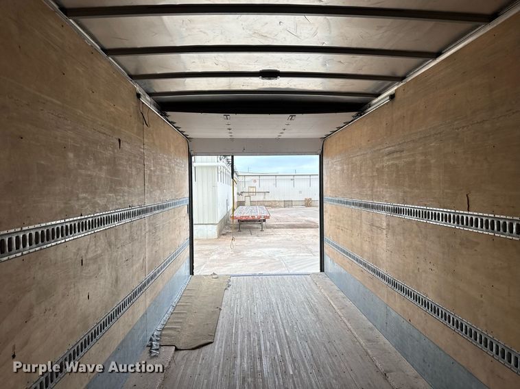 image for item EQ1423 2017 International 4300 box truck