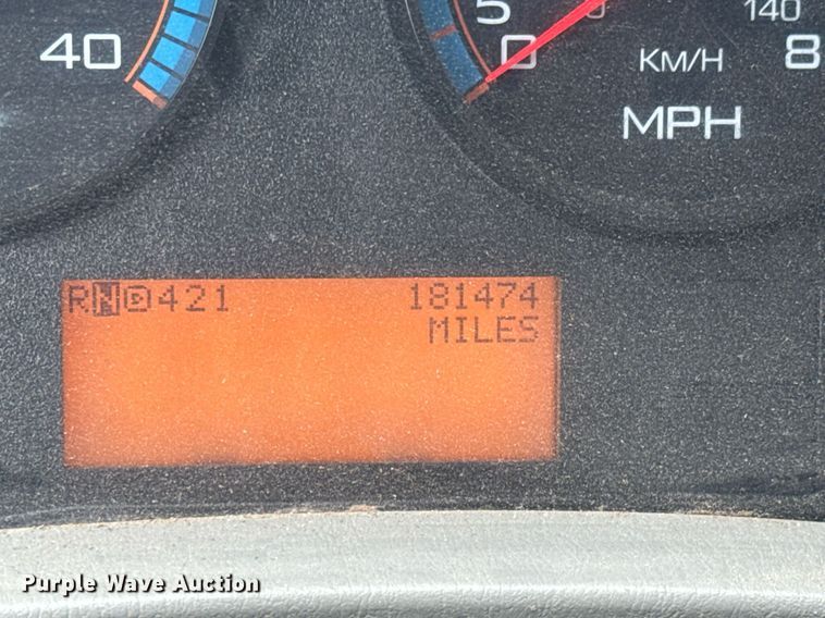 image for item EQ1423 2017 International 4300 box truck