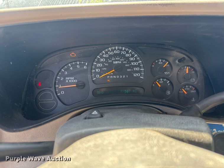 image for item EQ1429 2006 Chevrolet Silverado 1500 Crew Cab pickup truck