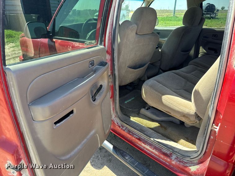 image for item EQ1429 2006 Chevrolet Silverado 1500 Crew Cab pickup truck