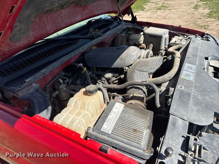 image for item EQ1429 2006 Chevrolet Silverado 1500 Crew Cab pickup truck