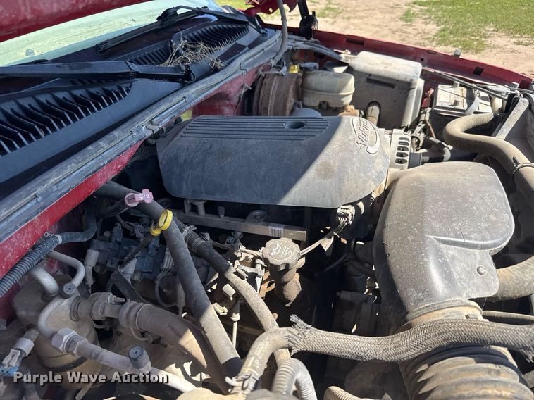 image for item EQ1429 2006 Chevrolet Silverado 1500 Crew Cab pickup truck