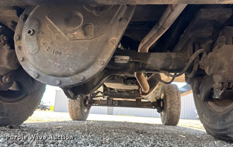 image for item EQ1460 1997 Tug MA50-1 aircraft tug