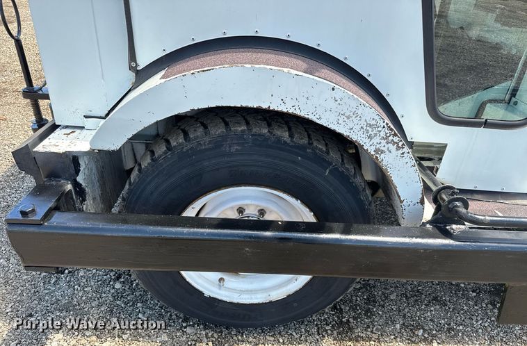 image for item EQ1460 1997 Tug MA50-1 aircraft tug