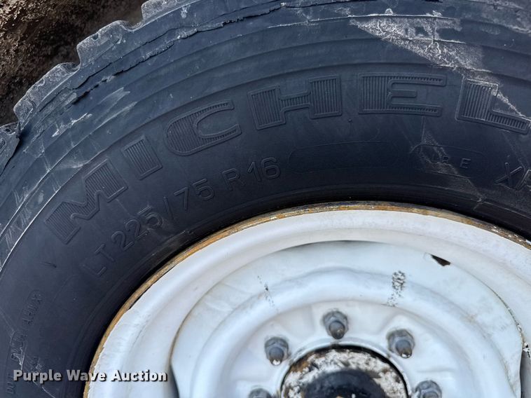 image for item EQ1460 1997 Tug MA50-1 aircraft tug