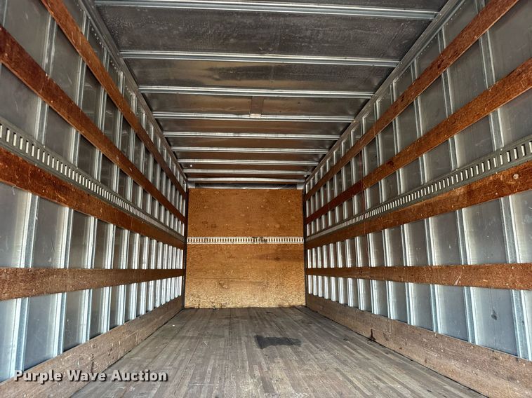 image for item EQ1462 2003 Chevrolet C6500 box truck