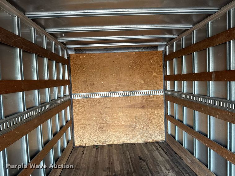 image for item EQ1462 2003 Chevrolet C6500 box truck