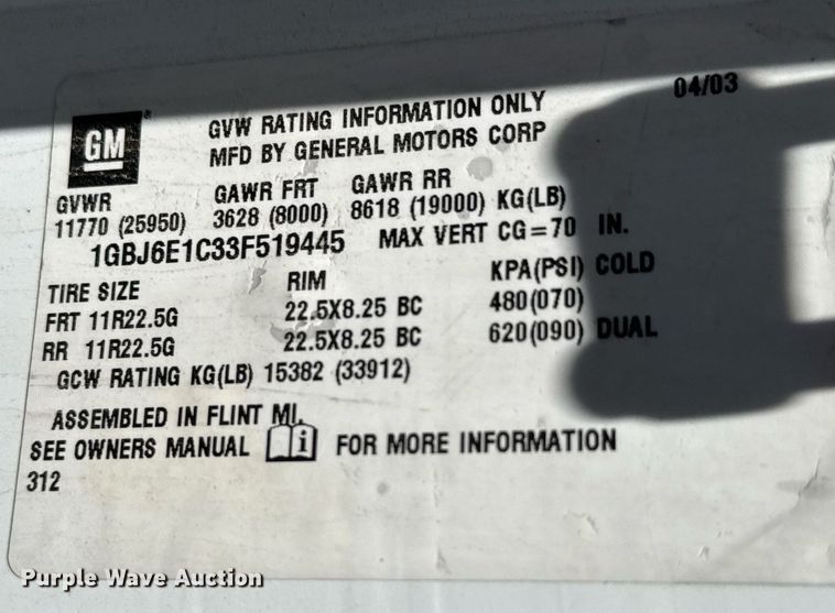 image for item EQ1462 2003 Chevrolet C6500 box truck