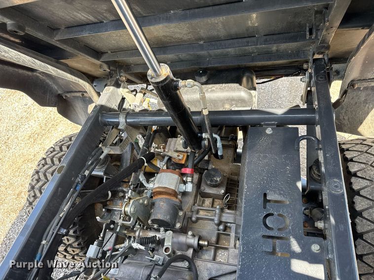 image for item EQ1466 2010 Kubota RTV900 utility vehicle