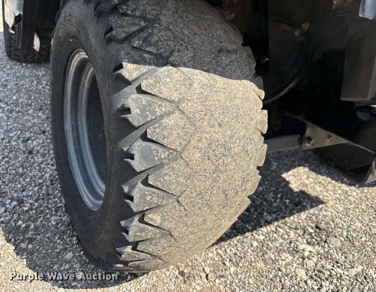 image for item EQ1466 2010 Kubota RTV900 utility vehicle